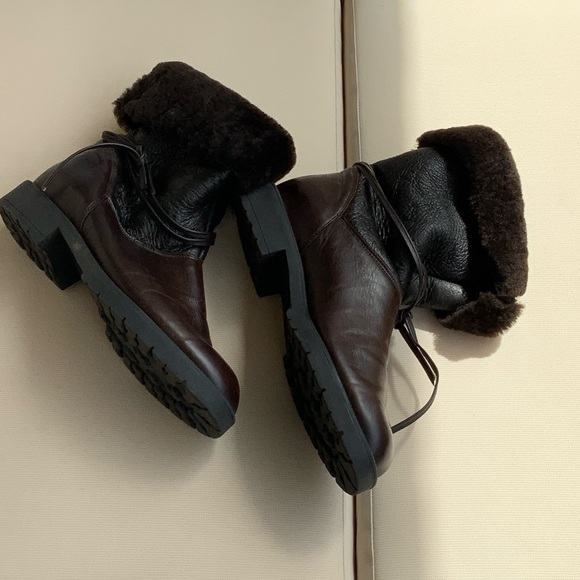 Santana Canada Chocolate Shearling Winter Boots - Picture 1 of 9